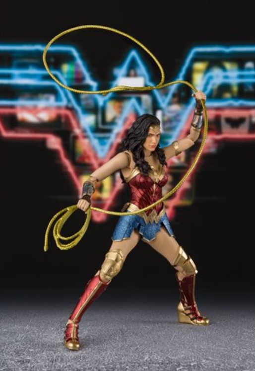 Wonderwoman with rope